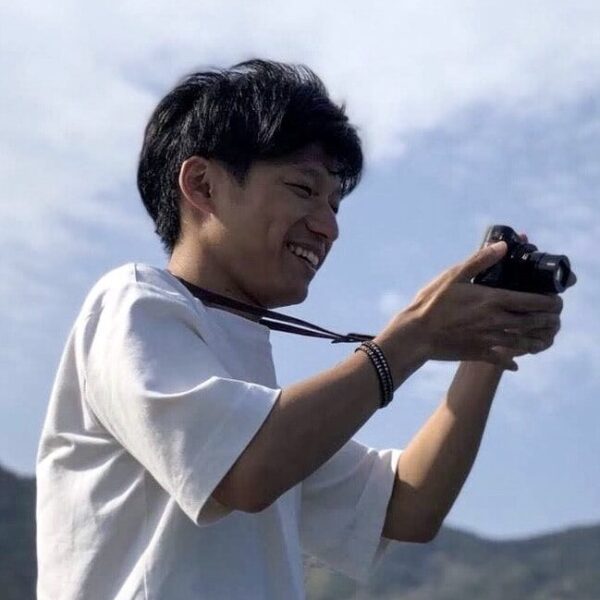 Profile PIC-min Profile PIC-min
